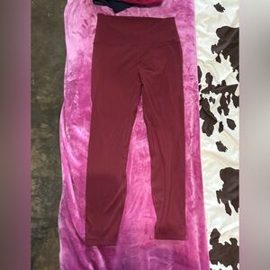 HALARA Women's Leggings in Burgundy
